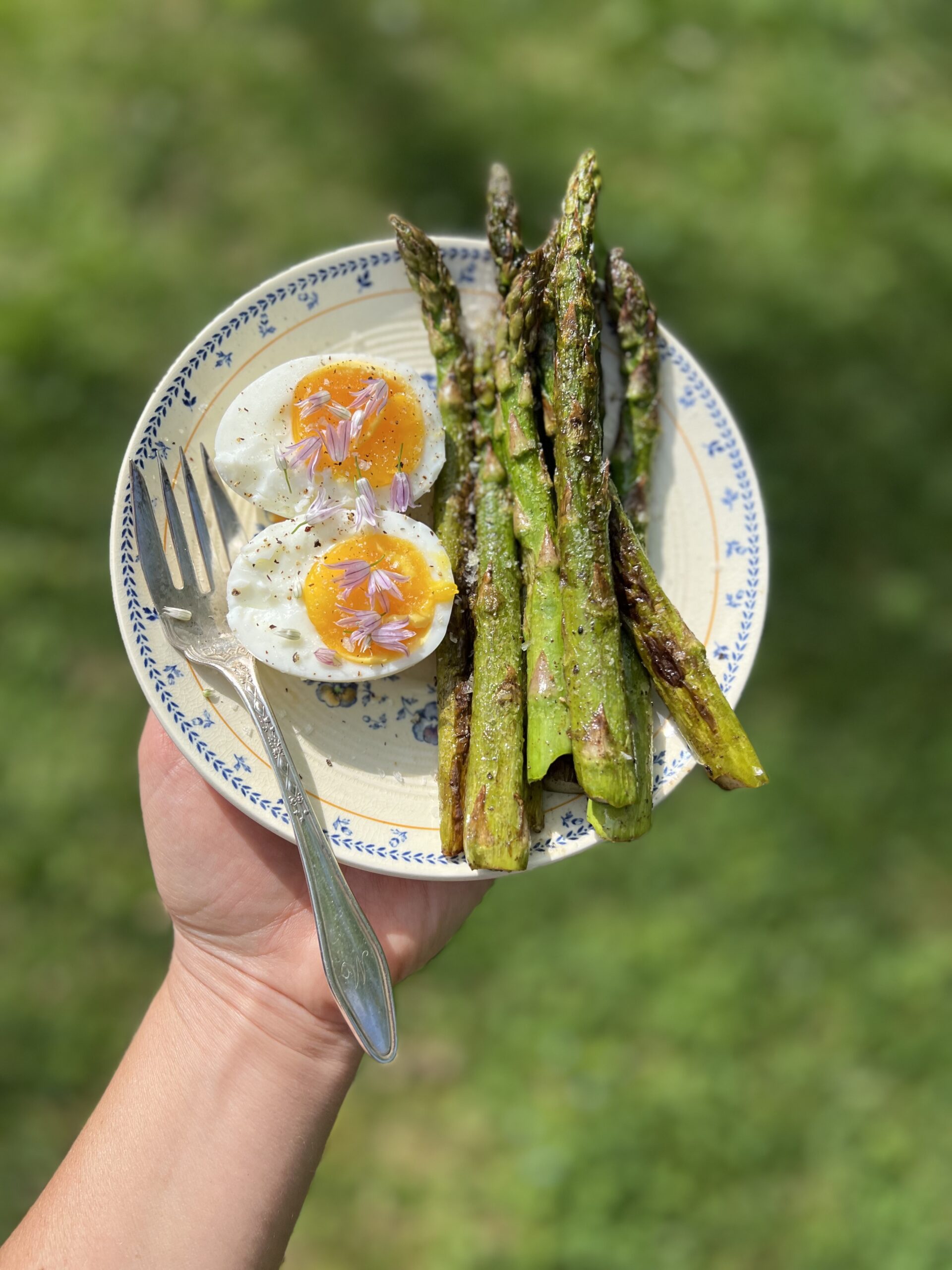 soft boiled eggs and roasted asparagus for 75 Hard